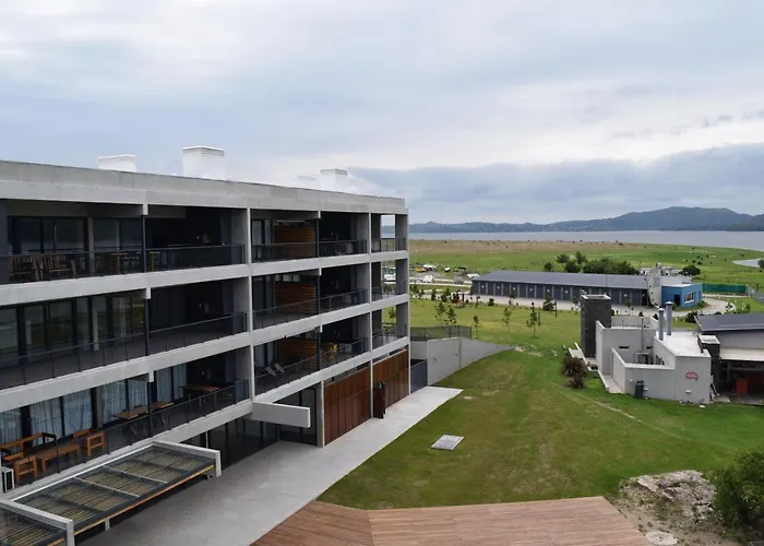 Puerto Del Aguila Departamentos Sobre El Lago - The View Luxury Aparts